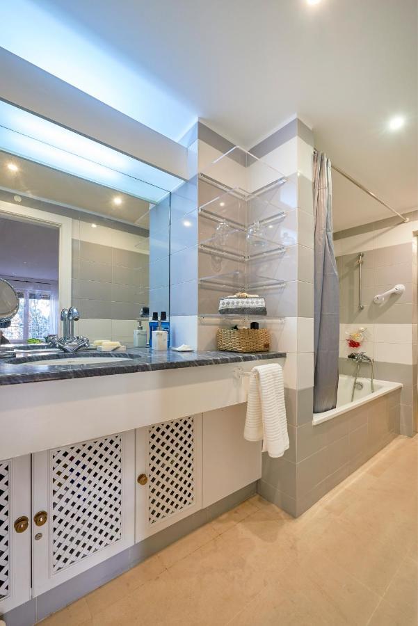 Modern Apartment With Swiming Pool & Garage - Lisboa Extérieur photo